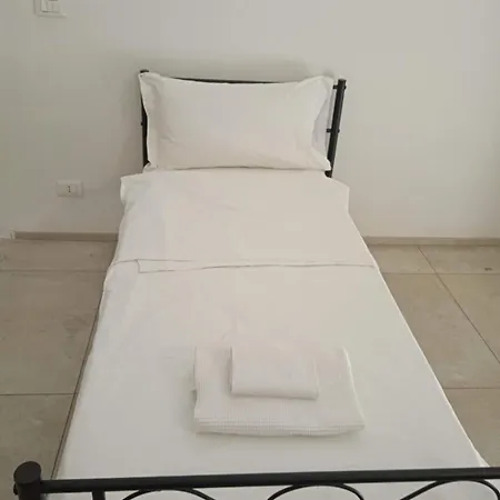 Rail Station Apartament Bolonia